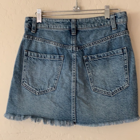 Free People “We The Free” denim zip front mini skirt - Picture 3 of 4